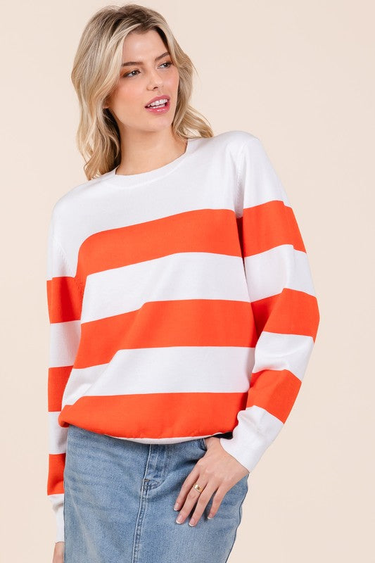 Well Tailored Sweater with a Graceful Silhouette