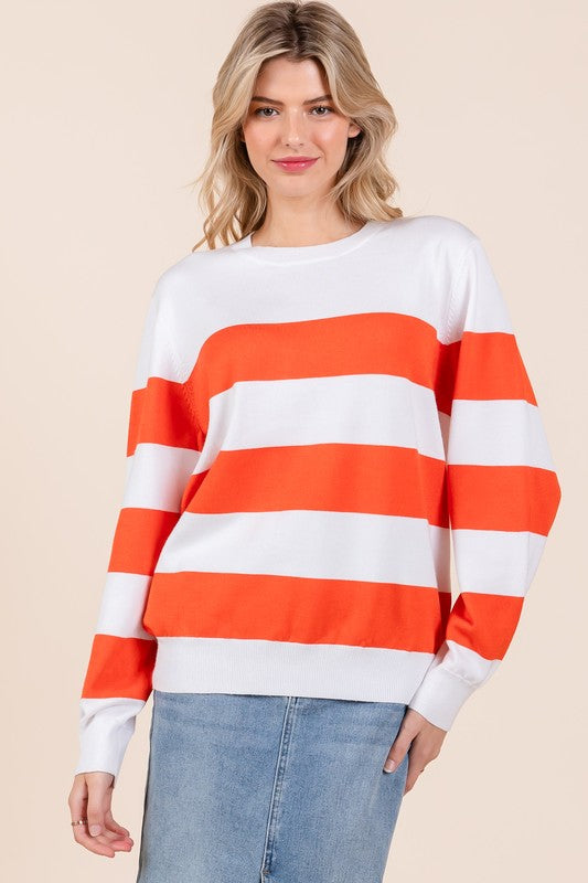 Well Tailored Sweater with a Graceful Silhouette