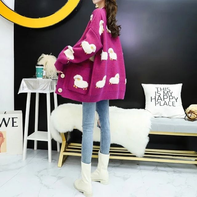 Classic Vintage Cardigan with a Flattering Fit