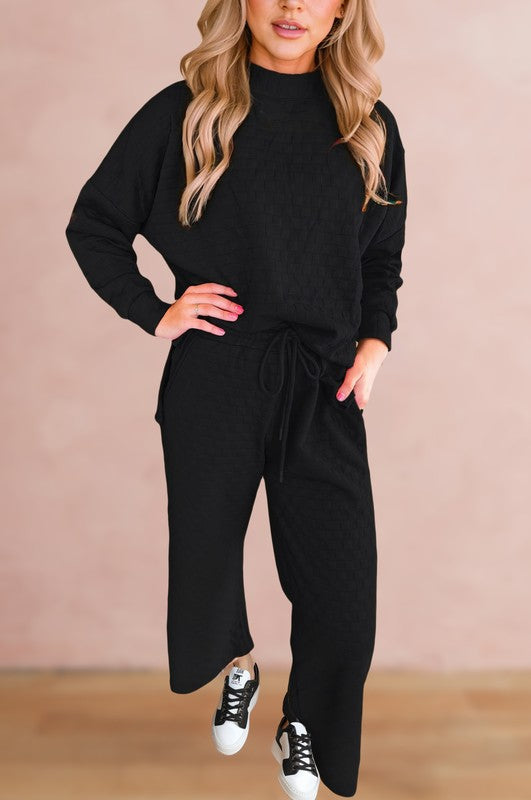 Elegantly Styled Pullover for Everyday Wear