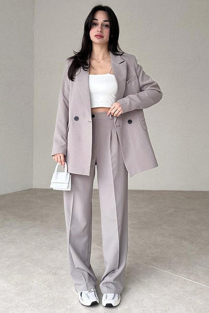 Polished Garment with an Effortless Classic Look