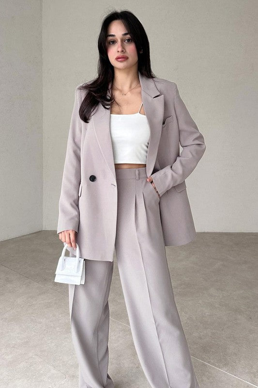 Polished Garment with an Effortless Classic Look