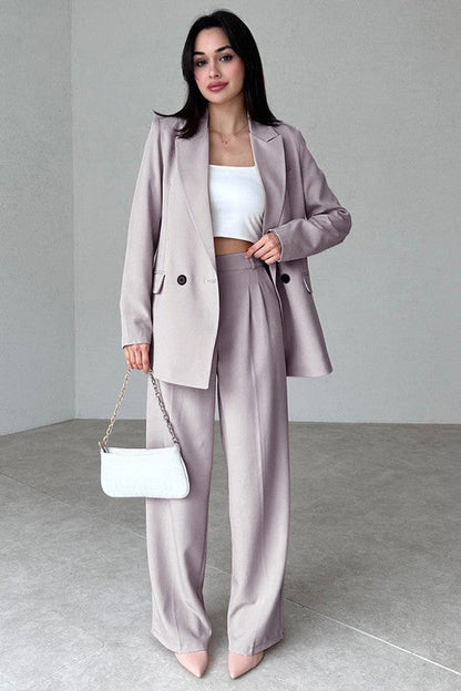Polished Garment with an Effortless Classic Look