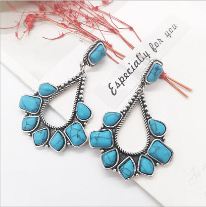 Elegantti Korvarengas jokaiseen tilaisuuteen