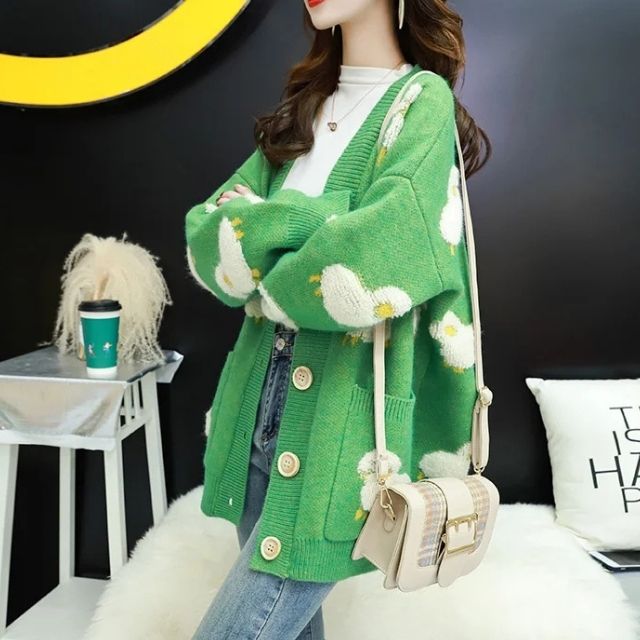 Classic Vintage Cardigan with a Flattering Fit