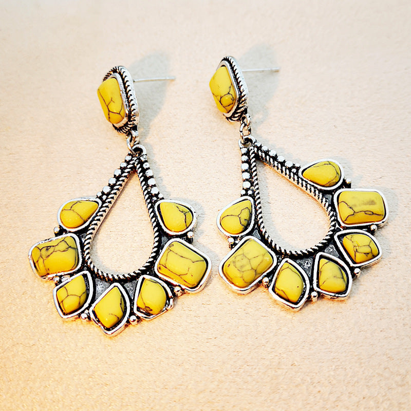 Elegantti Korvarengas jokaiseen tilaisuuteen