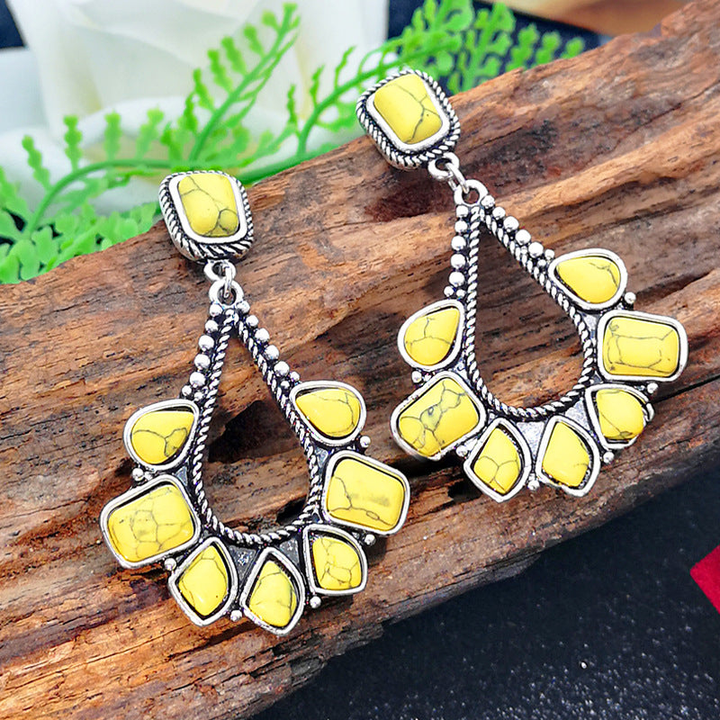 Elegantti Korvarengas jokaiseen tilaisuuteen