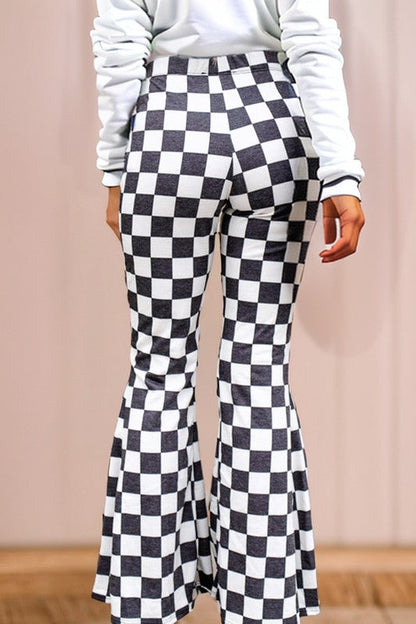 Effortlessly Elegant Trousers with a Timeless Design
