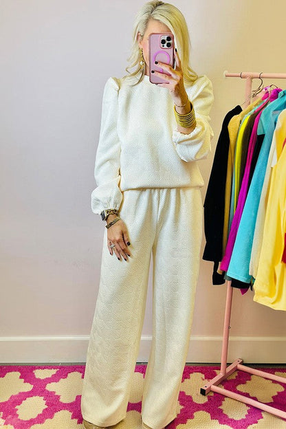 Beautifully Finished Pants in a Timeless Design