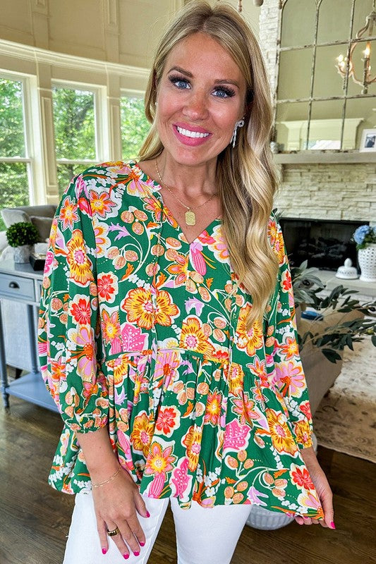Sophisticated Blouse with a Clean Classic Look