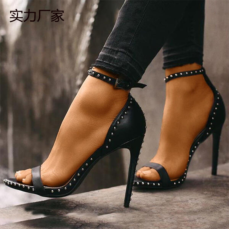 Tyylikeät Ortopediset Sandaalit Jokaiseen Tilaisuuteen