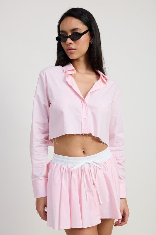 Effortlessly Elegant Garment with a Timeless Design
