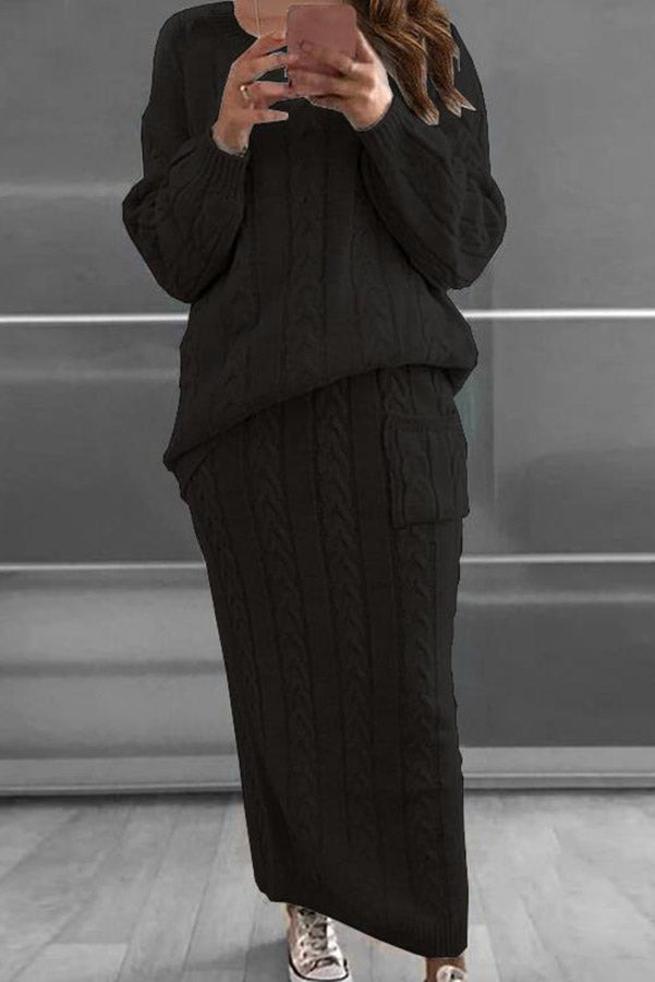 Classic Vintage Sweater with a Flattering Fit