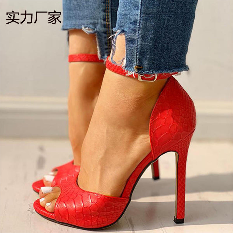 Sulavalinaiset Ortopediset Sandaalit Moderniin Tyyliin