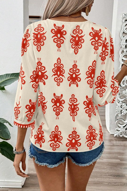 Elegantly Styled Blouse for Everyday Wear