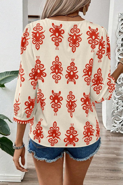 Elegantly Styled Blouse for Everyday Wear