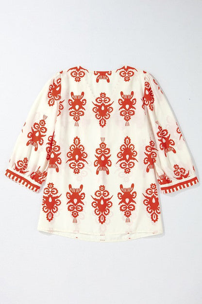 Elegantly Styled Blouse for Everyday Wear