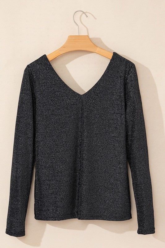 Effortlessly Elegant Top with a Timeless Design