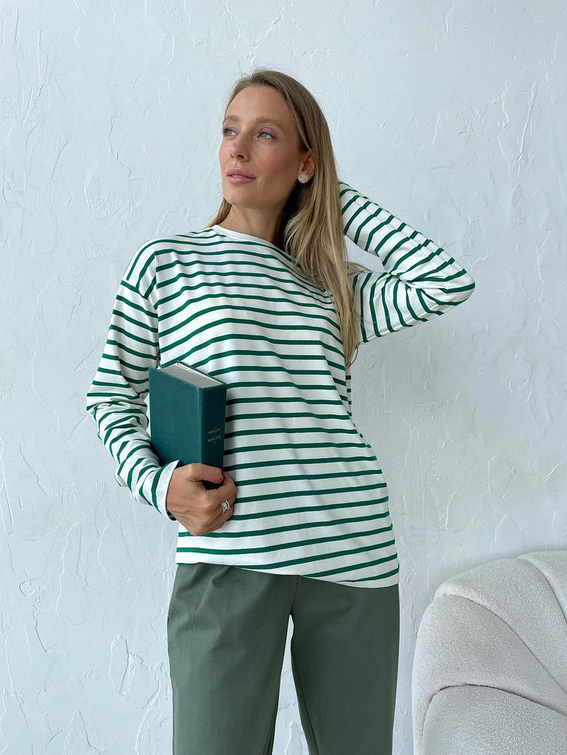 Classic Vintage & Enduringly Stylish Blouse