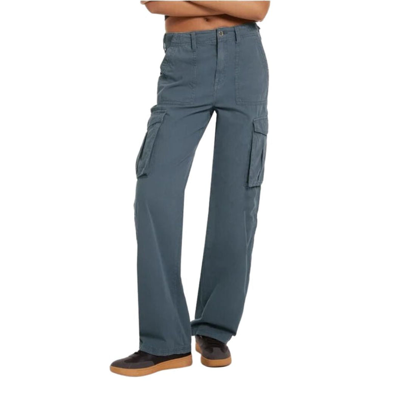 Beautifully Finished Pants in a Timeless Design