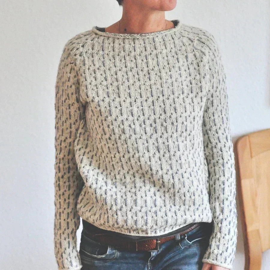 Classic Vintage Sweater with a Flattering Fit