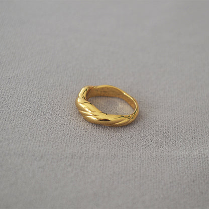 Elegantti Kulta Sormus jokaiseen tilaisuuteen