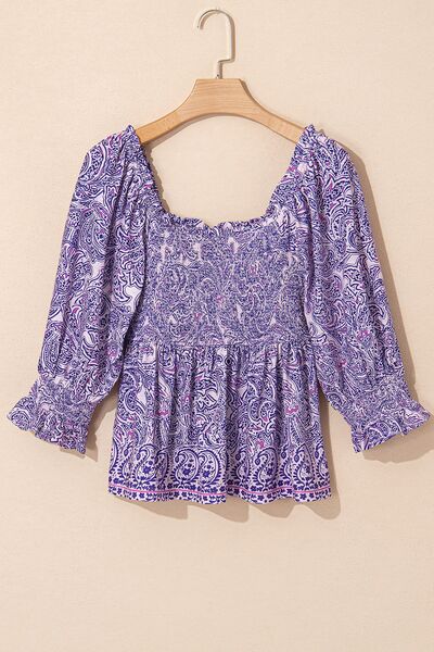 Sophisticated Blouse with a Clean Classic Look