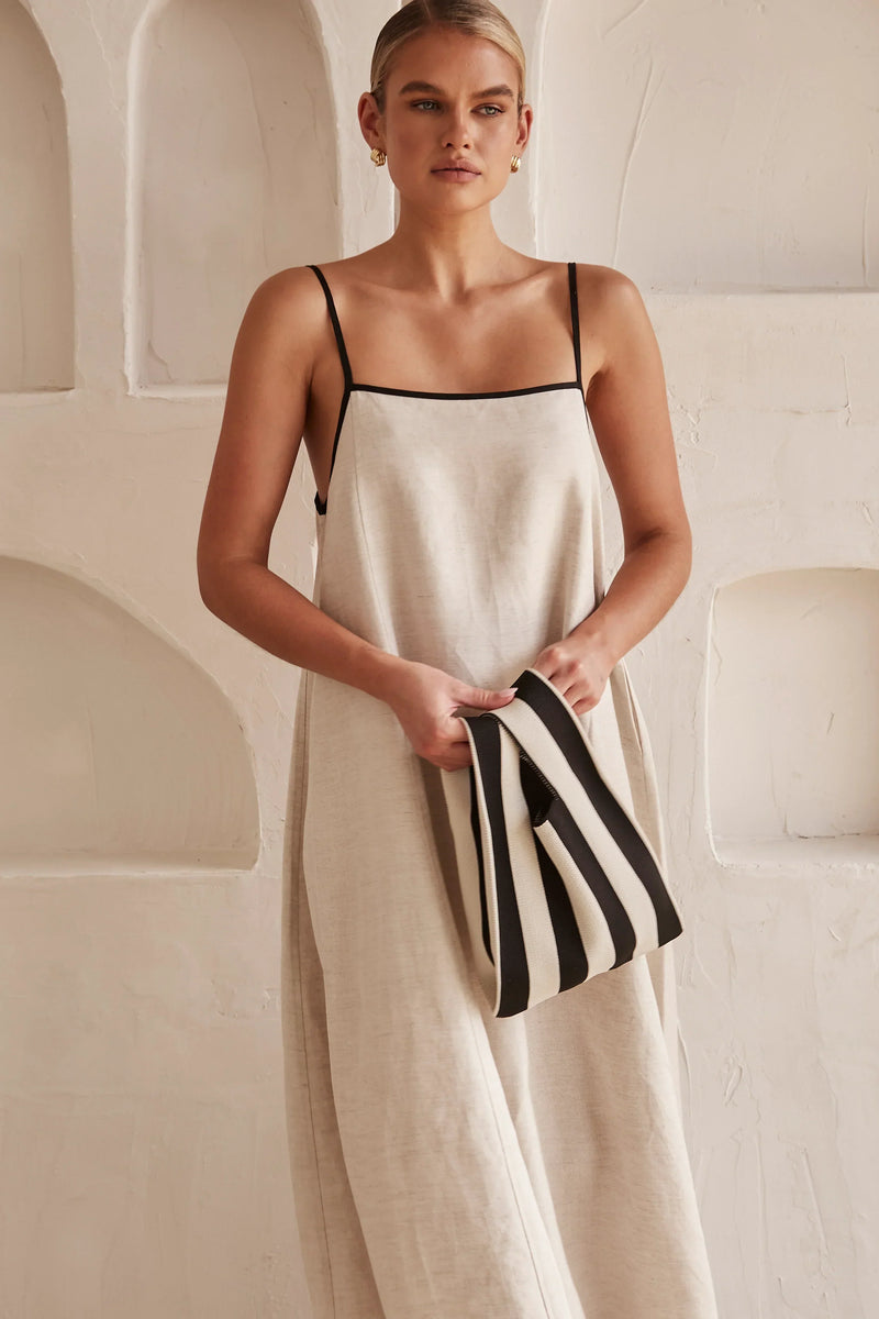 Gracefully Styled Garment for Any Occasion