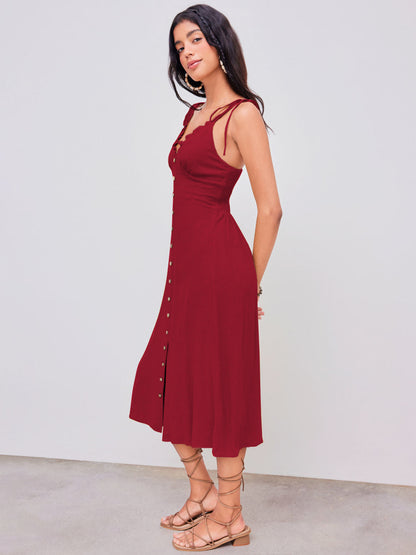 Beautifully Finished Dress in a Timeless Design