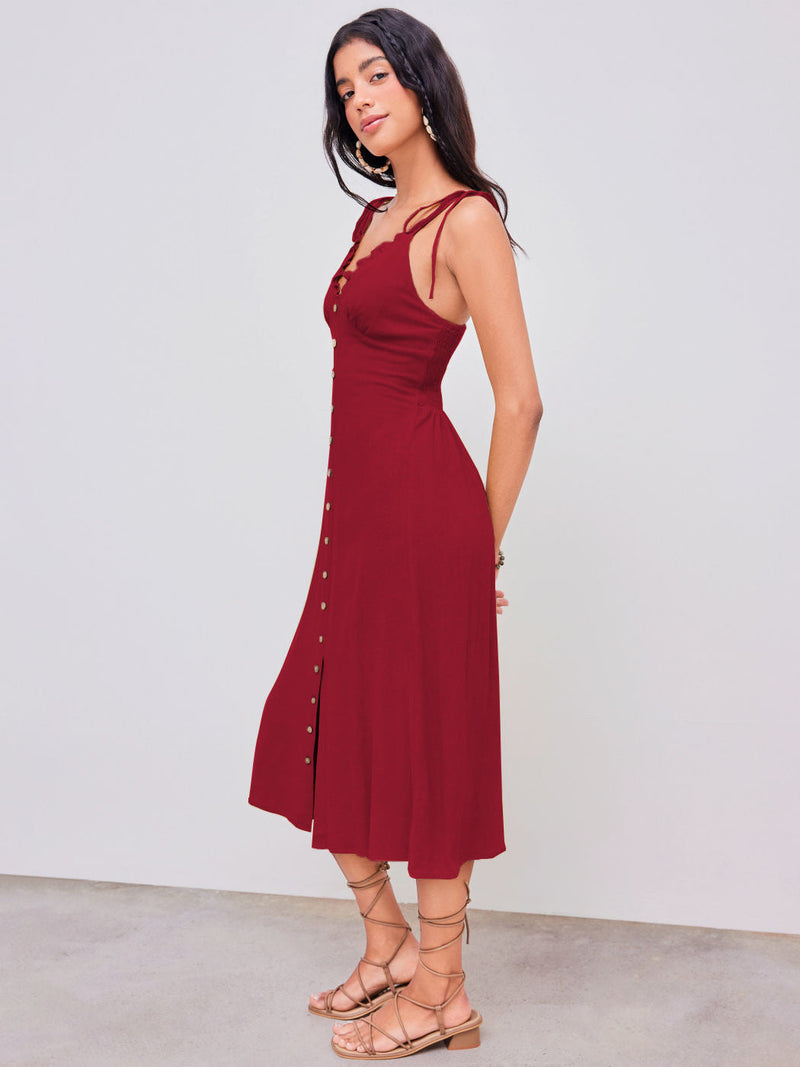 Beautifully Finished Dress in a Timeless Design