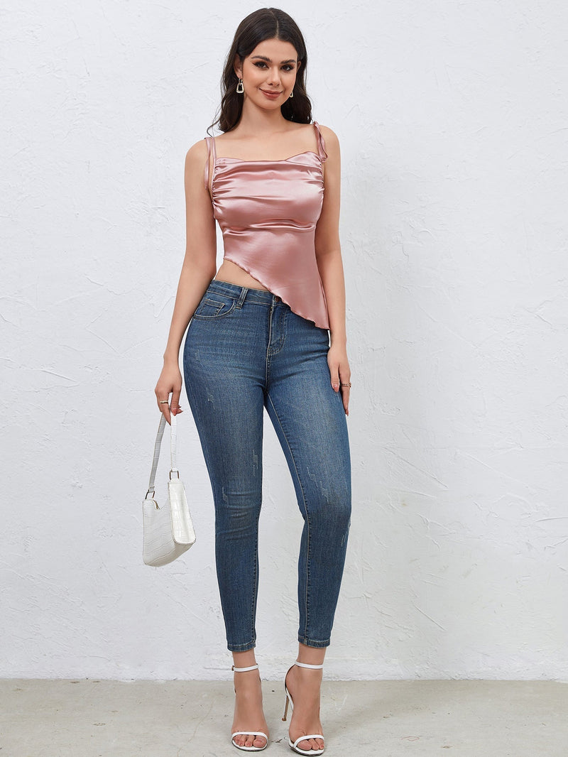 Beautifully Finished Top in a Timeless Design