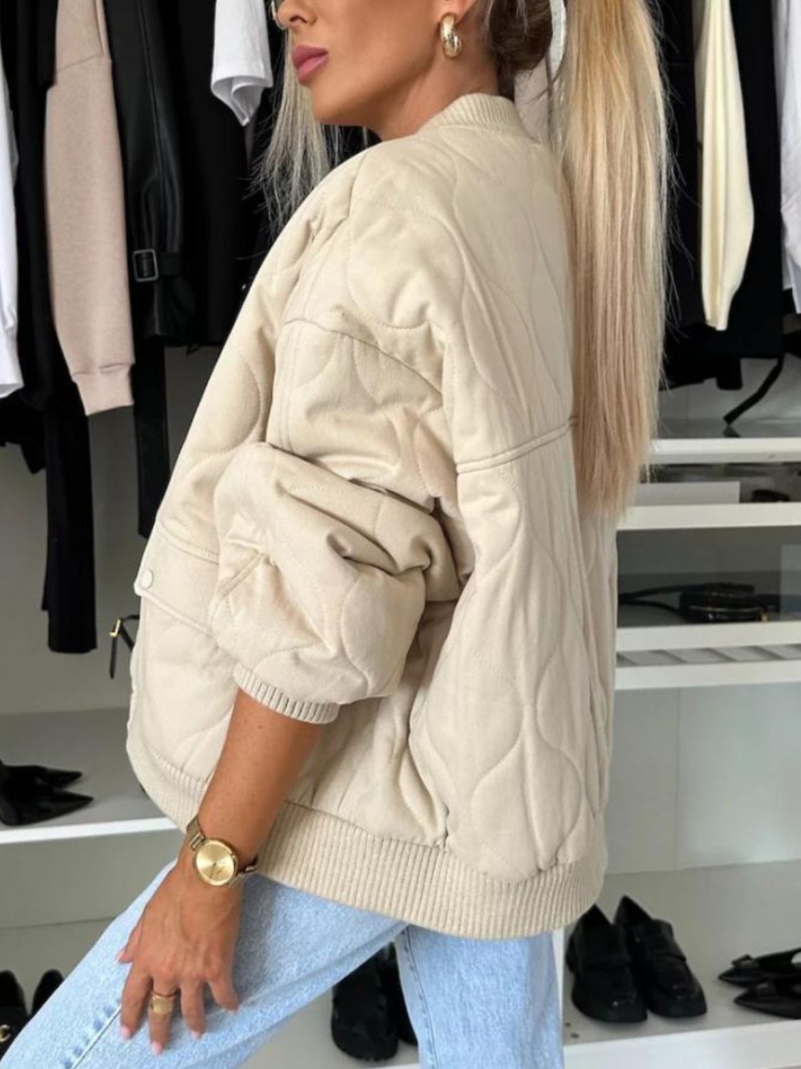 Classic Vintage Jacket with a Flattering Fit