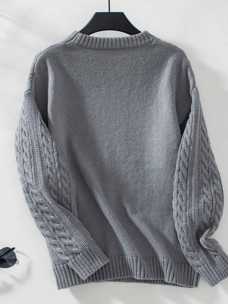 Classic Vintage Sweater with a Flattering Fit