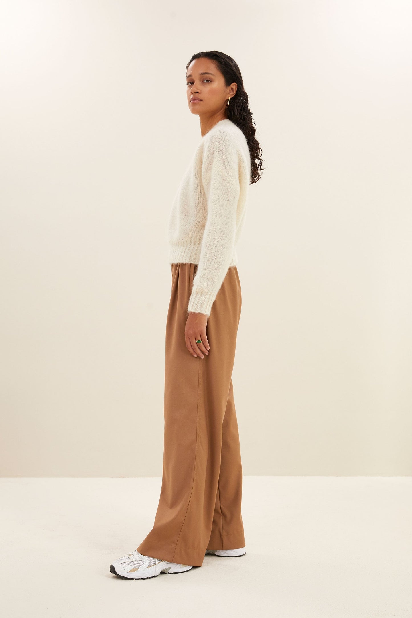Effortlessly Elegant Garment with a Timeless Design