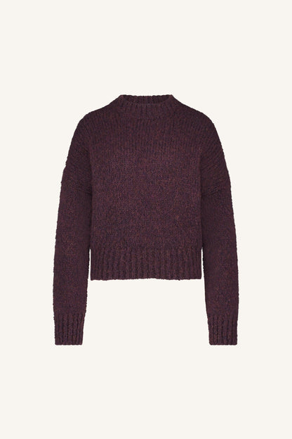 Well Tailored Sweater with a Graceful Silhouette