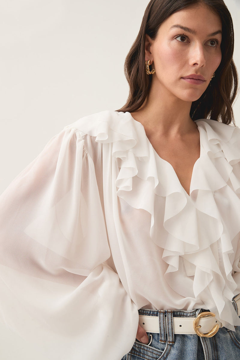 Polished Blouse with an Effortless Classic Look