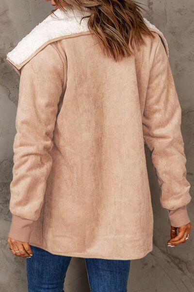 Elegantly Styled Jacket for Everyday Wear