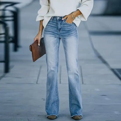 Effortlessly Elegant Trousers with a Timeless Design