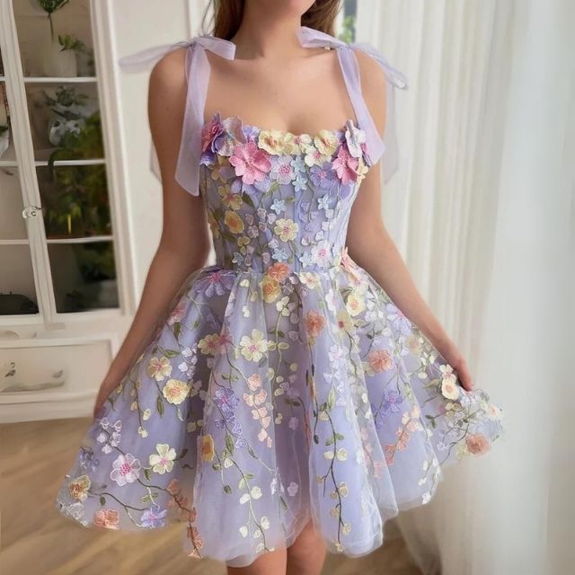 Beautifully Crafted Dress in a Classic Style