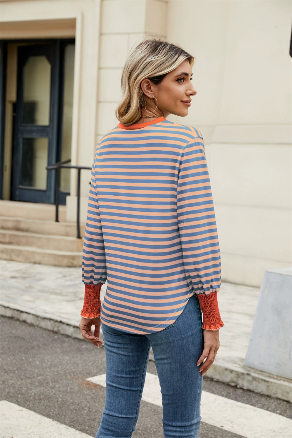 Effortlessly Elegant Top with a Timeless Design