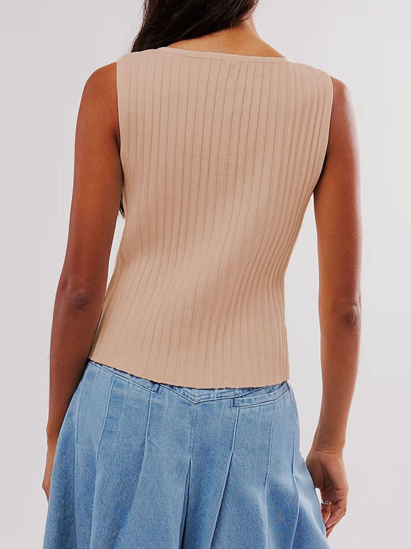 Gracefully Styled Pullover for Any Occasion