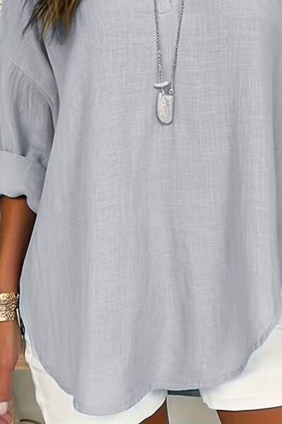 Classic Vintage Blouse with a Flattering Fit