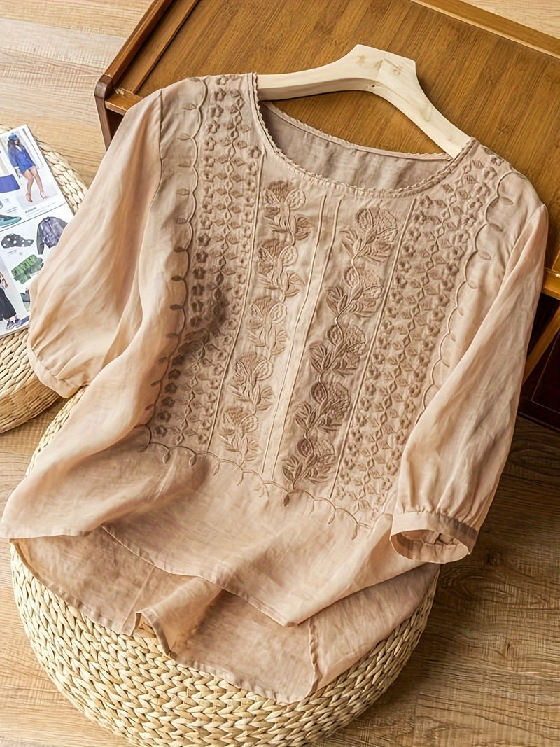 Beautifully Crafted Blouse in a Classic Style