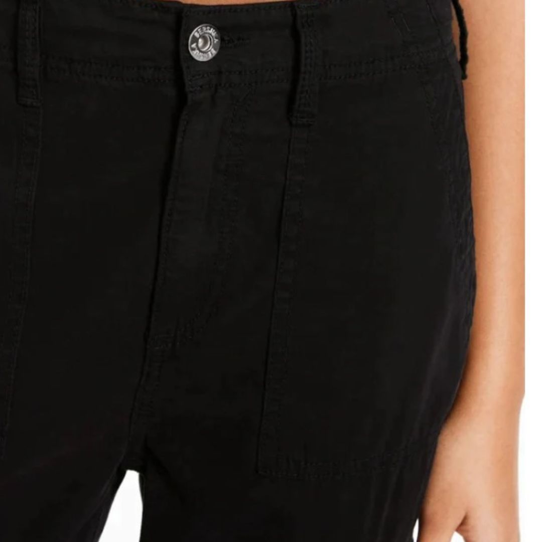 Beautifully Finished Pants in a Timeless Design