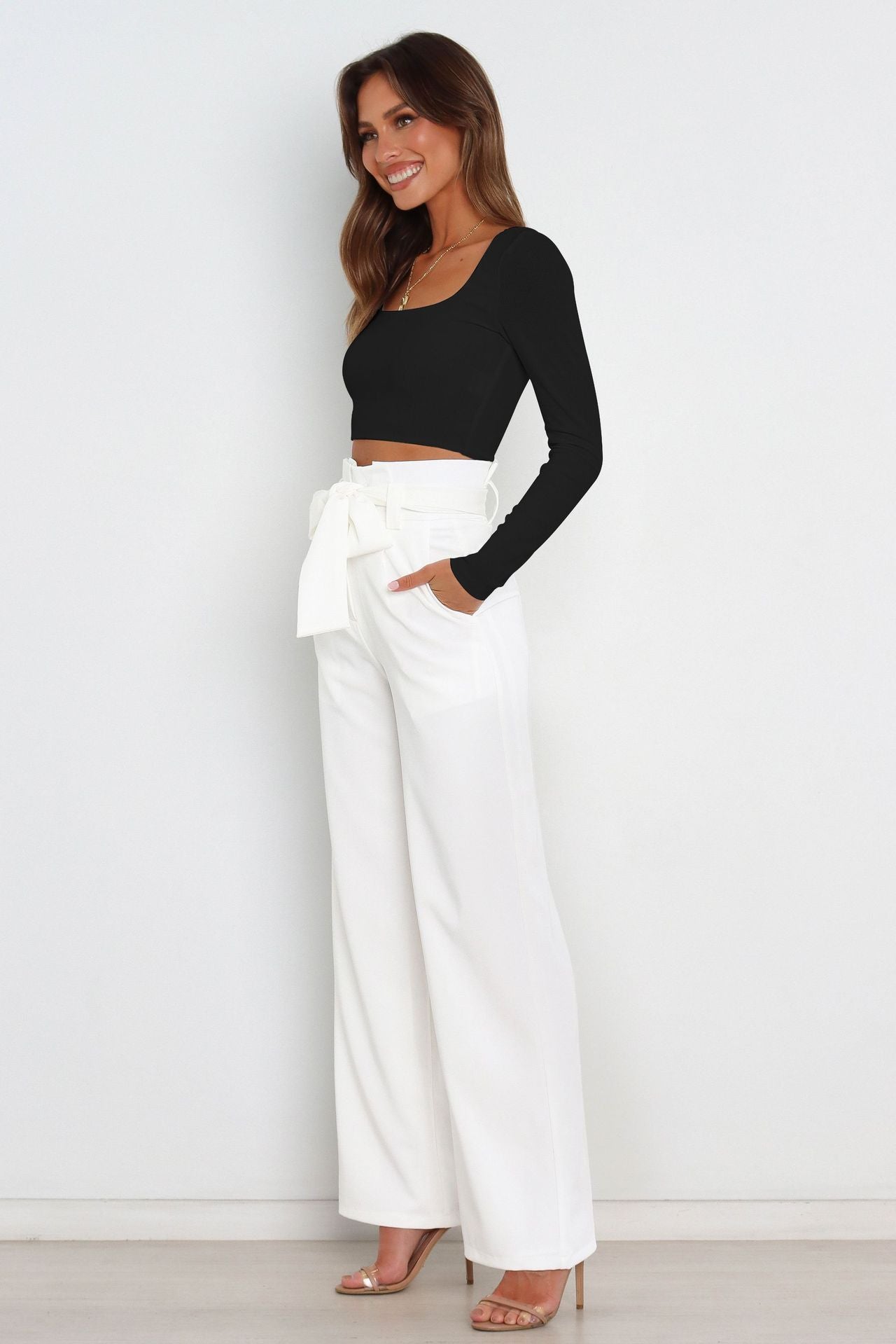 Classic Vintage Trousers with a Flattering Fit