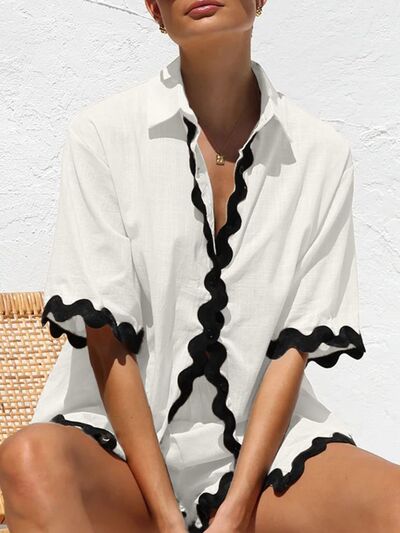 Well Tailored Top with a Graceful Silhouette
