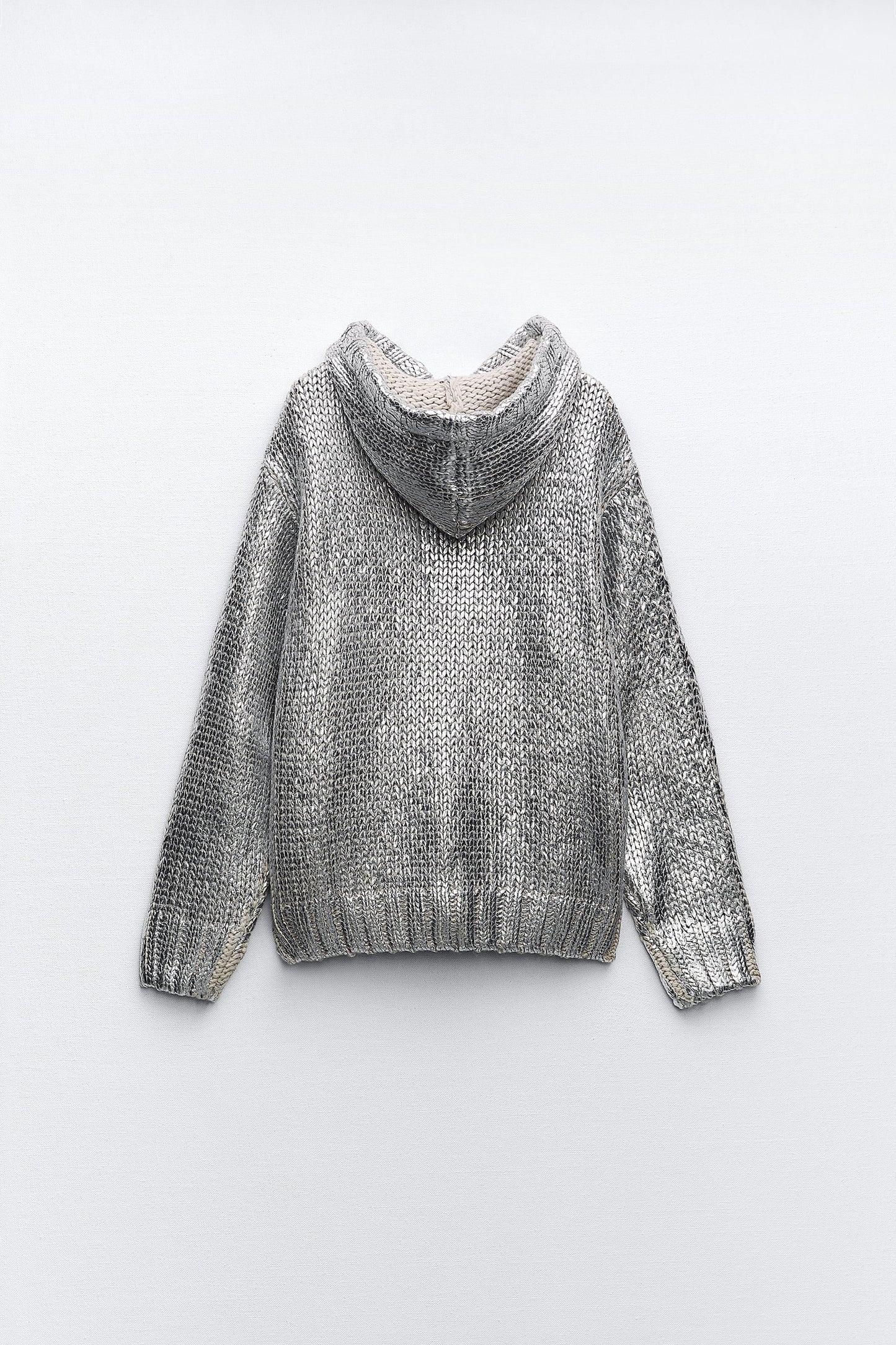 Well Tailored Garment with a Graceful Silhouette