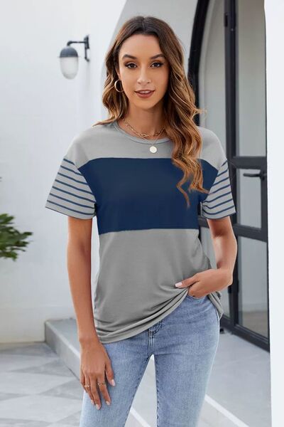 Well Tailored T-Shirt with a Graceful Silhouette