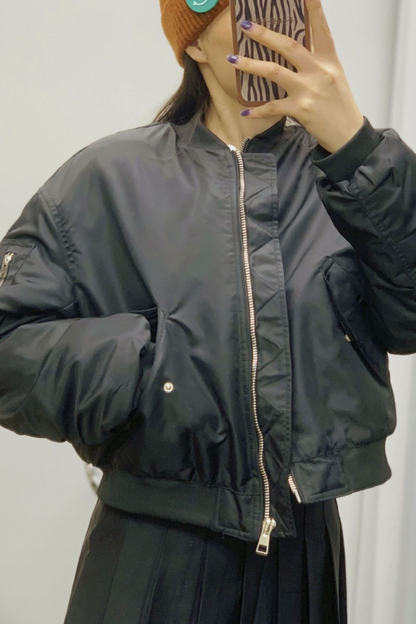 Well Tailored Jacket with a Graceful Silhouette