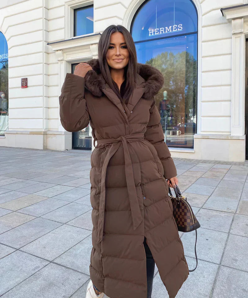Effortlessly Elegant Coat with a Timeless Design